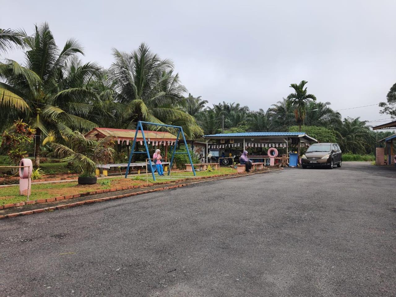 Tmn Rekreasi Cikgu Haron Lodge Labis