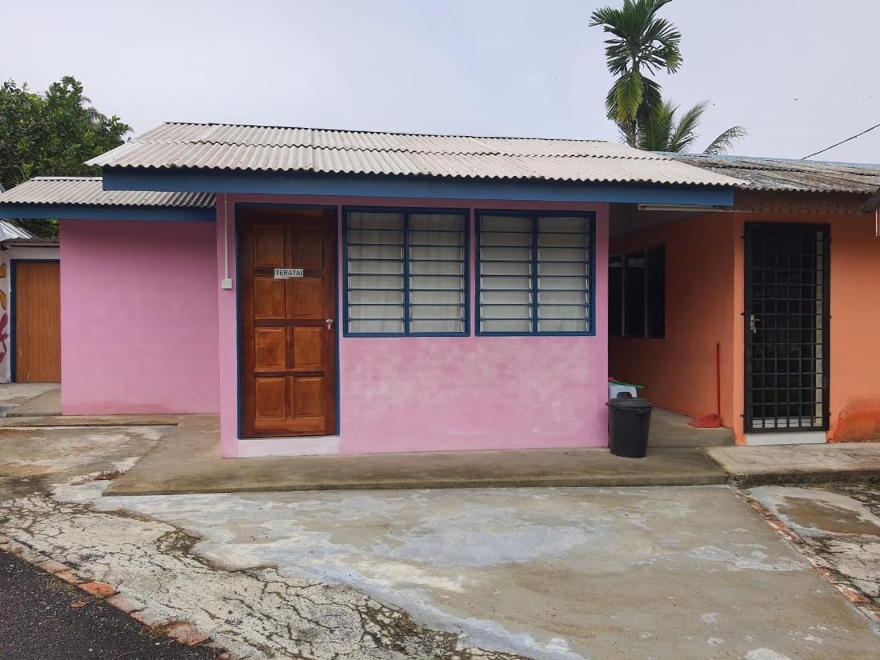 Lodge Tmn Rekreasi Cikgu Haron